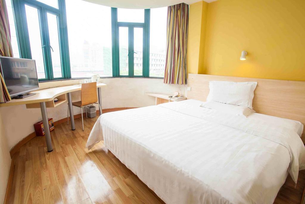7Days Inn Nanchang Hongdu North Avenue Qingshan Lake Quarto foto